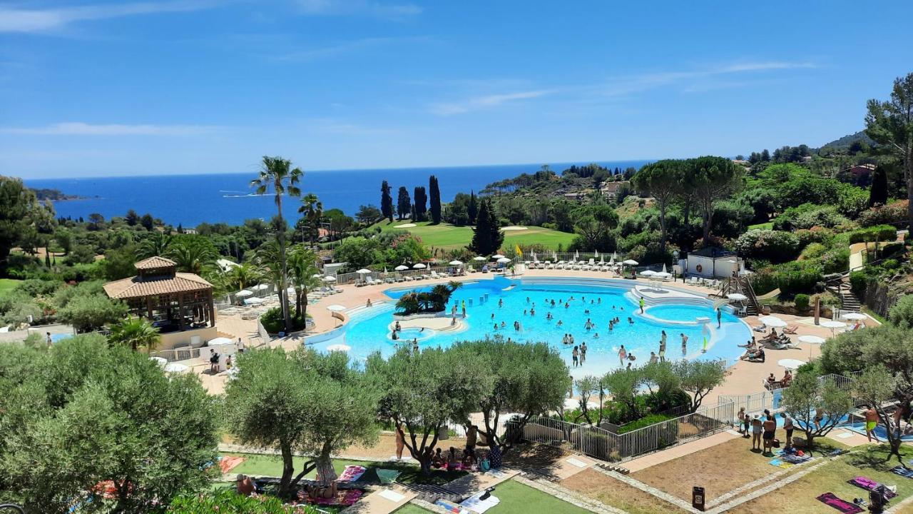 Huuummm C'est La ! Beau T2 Cap Esterel Village Avec Clim ! *
