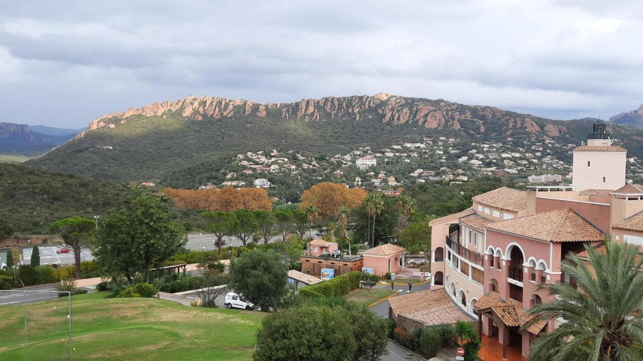 Huuummm C'est La ! Beau T2 Cap Esterel Village Avec Clim ! * Saint-Raphaël